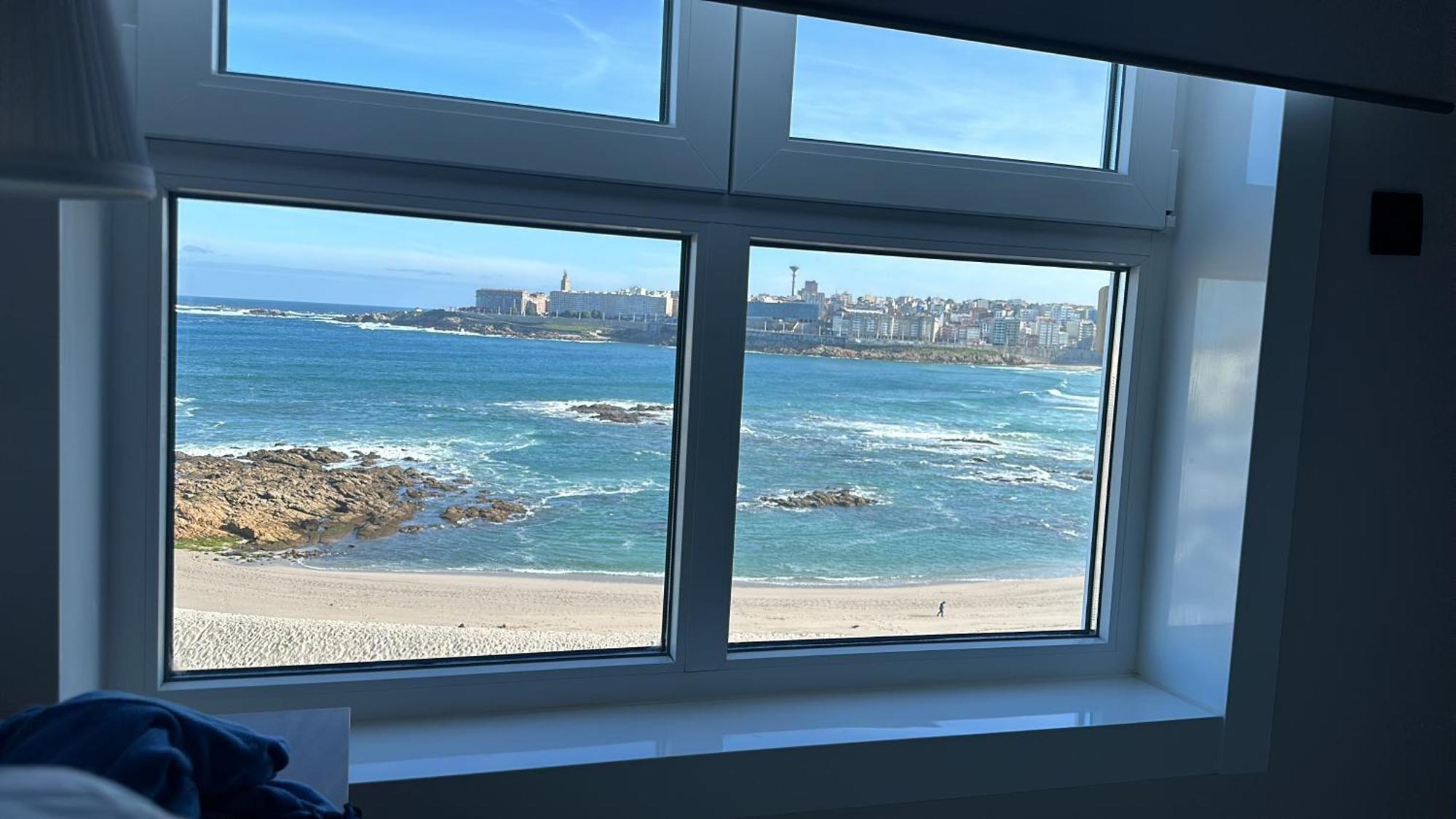 Apartament Piso Con Vistas A La Playa De Riazor A Coruña Zewnętrze zdjęcie