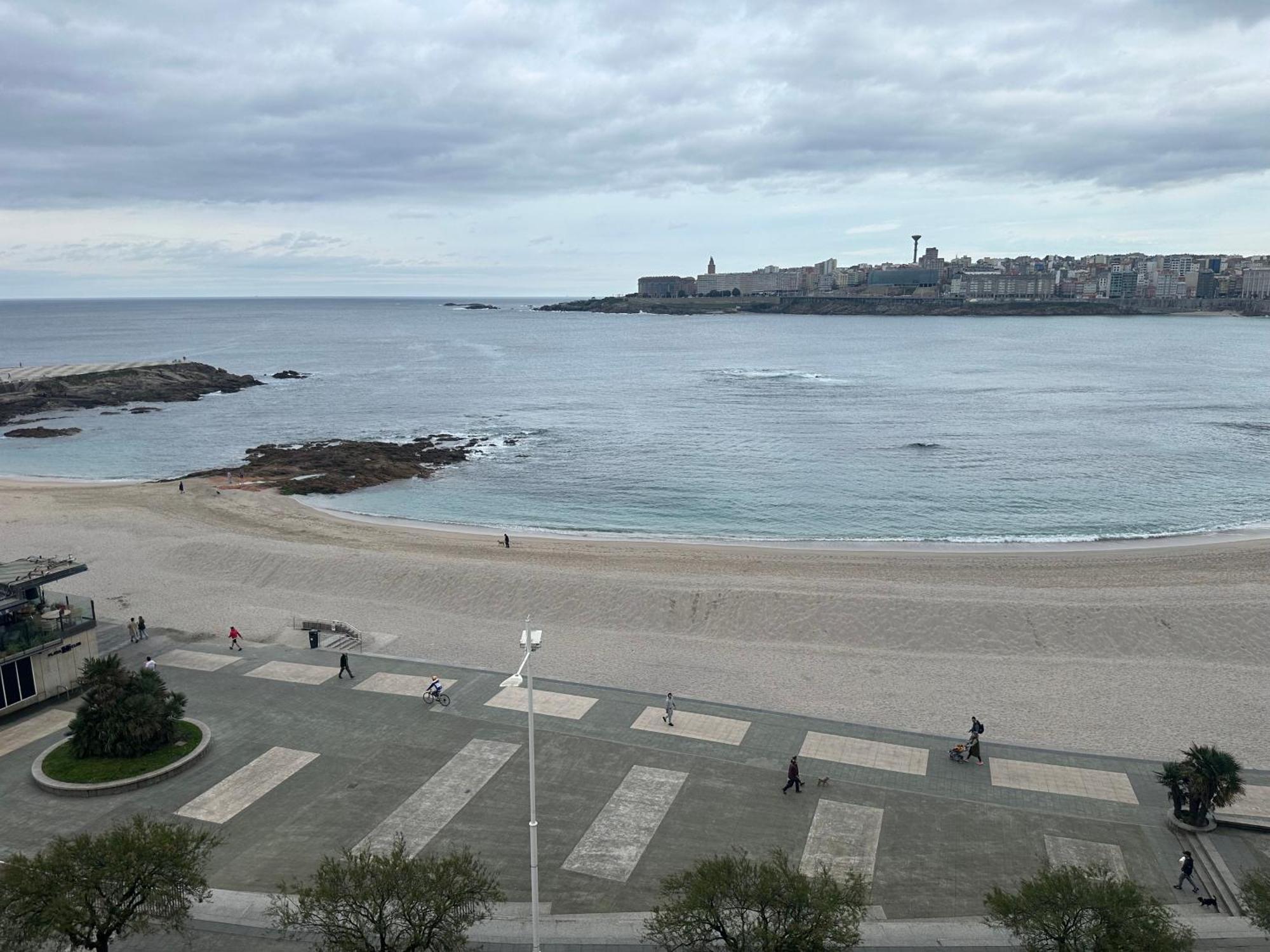 Apartament Piso Con Vistas A La Playa De Riazor A Coruña Zewnętrze zdjęcie