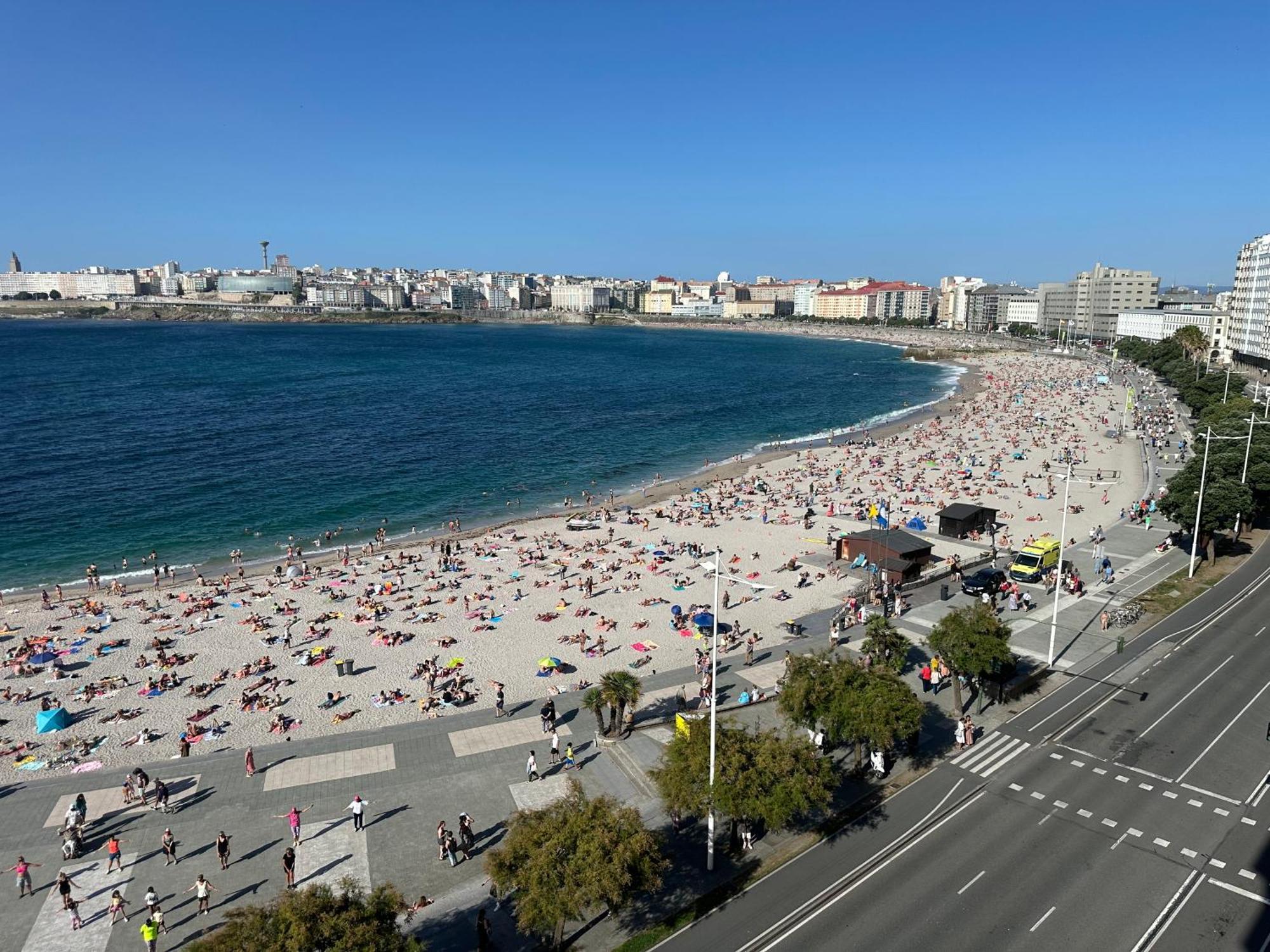 Apartament Piso Con Vistas A La Playa De Riazor A Coruña Zewnętrze zdjęcie